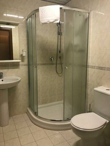 Фото номера Номер стандарт с 2 односпальными кроватями Гостиница Европа г. Самара 7