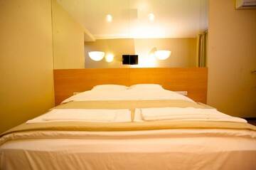 Фото номера Номер люкс Гостевой дом Welcome Inn г. Самара 4
