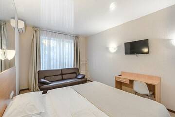 Фото номера Комфорт с двуспальной кроватью Гостевой дом Welcome Inn г. Самара 9