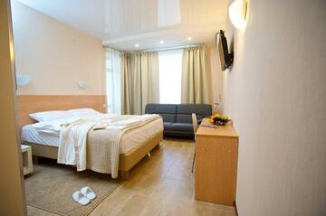 Фото номера Комфорт с двуспальной кроватью Гостевой дом Welcome Inn г. Самара 8