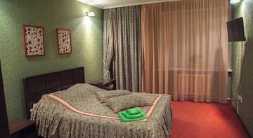 Фото номера Полулюкс Гостевой дом Livadiya Inn г. Самара 6