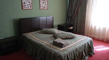 Фото номера Полулюкс Гостевой дом Livadiya Inn г. Самара 3