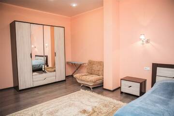 Фото номера 2-комнатный номер студия Гостиница VIP House Hotel г. Самара 5