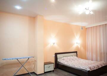 Фото номера Номер студия с 1 двуспальной кроватью Гостиница VIP House Hotel г. Самара 4