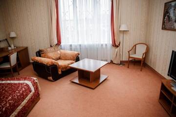 Фото номера Комната повышенной комфортности Гостевой дом Резиденция Троя г. Самара 7