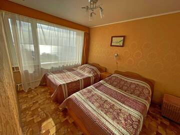 Фото номера 2-комнатный номер комфорт с 2 односпальными кроватями Гостиница Гостиница Россия г. Самара 3