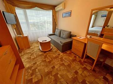 Фото номера КОМФОРТ (DOUBLE+SOFA) Гостиница Гостиница Россия г. Самара 9