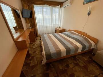 Фото номера СТАНДАРТ DOUBLE (Стандарт с большой кроватью) Гостиница Гостиница Россия г. Самара 9