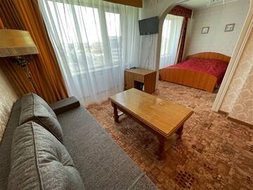 Фото номера КОМФОРТ (DOUBLE+SOFA) Гостиница Гостиница Россия г. Самара 3