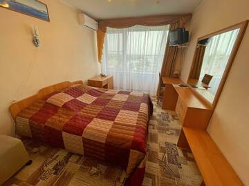 Фото номера Номер стандарт с 1 двуспальной кроватью Гостиница Гостиница Россия г. Самара 2