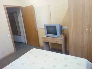 Фото номера Номер стандарт с 1 двуспальной кроватью Гостиница Гостиничный комплекс Сафари г. Самара 4