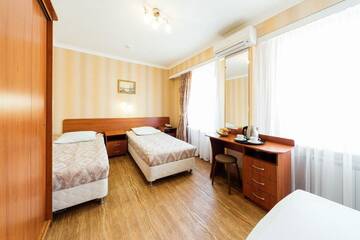Фото номера Номер стандарт с 2 односпальными кроватями Гостиница Тоника г. Самара 4