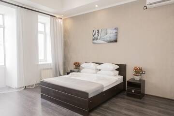 Фото номера Комфорт с балконом Гостиница Лофт г. Самара 2