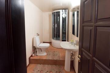 Фото номера Небольшой двухместный номер с 1 кроватью Гостиница Komilfo Guest House г. Самара 4