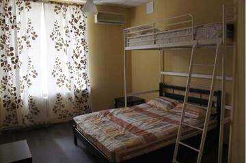 Фото номера Банановая семейная Хостел Черри г. Самара 2